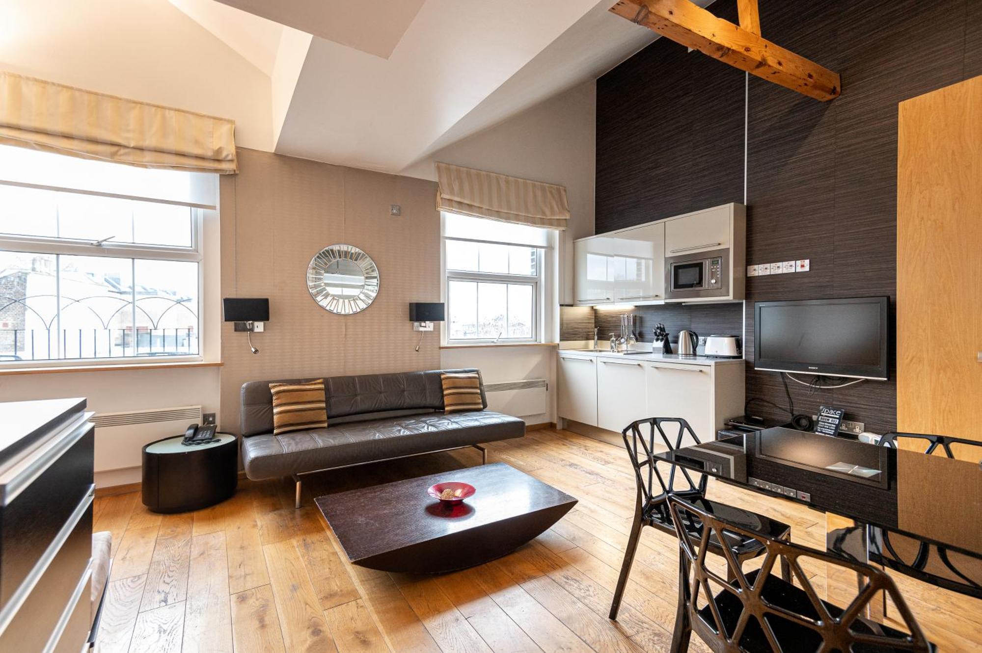 Space Aparthotel Лондон Экстерьер фото