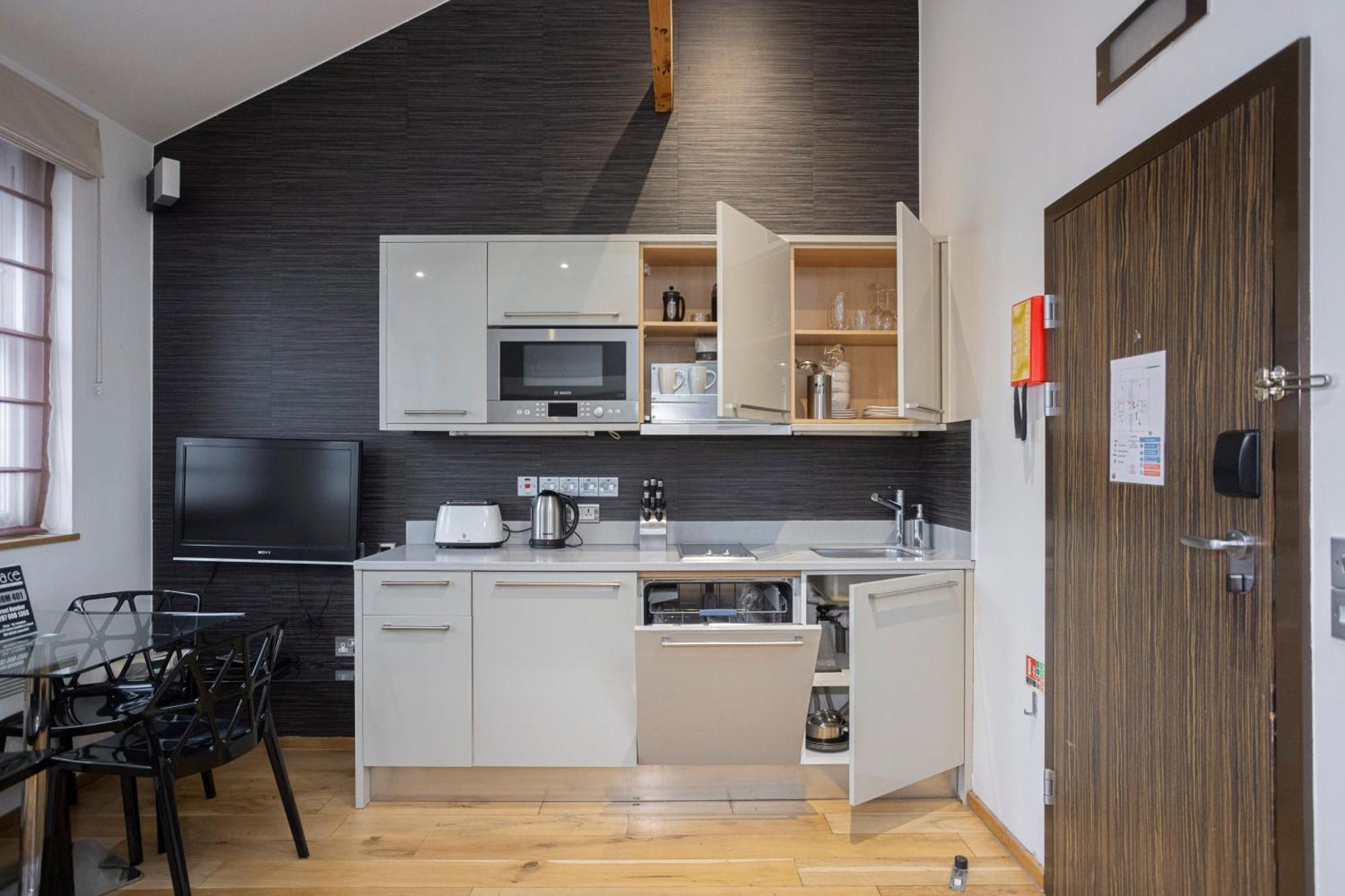 Space Aparthotel Лондон Экстерьер фото